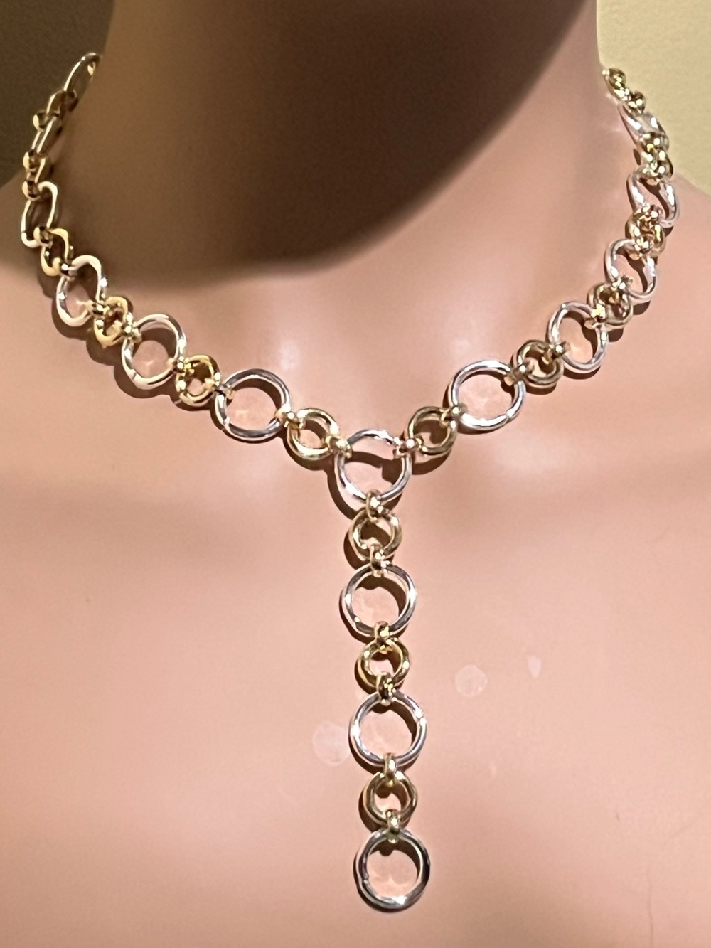 L68: Two Tone Circle Link Y Lariat Necklace 1/2” WG & 1/4” YG Plates - 3” Extend